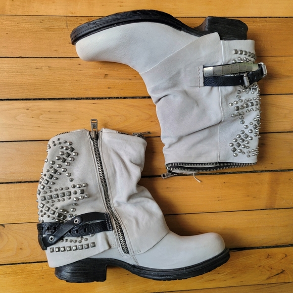 NIB A.S.98 Sid Studded Moto Boots, Ice + Black, Italian Leather, EU Wome… - Picture 3 of 6
